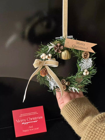 Preserved Flowers - Christmas Wreath