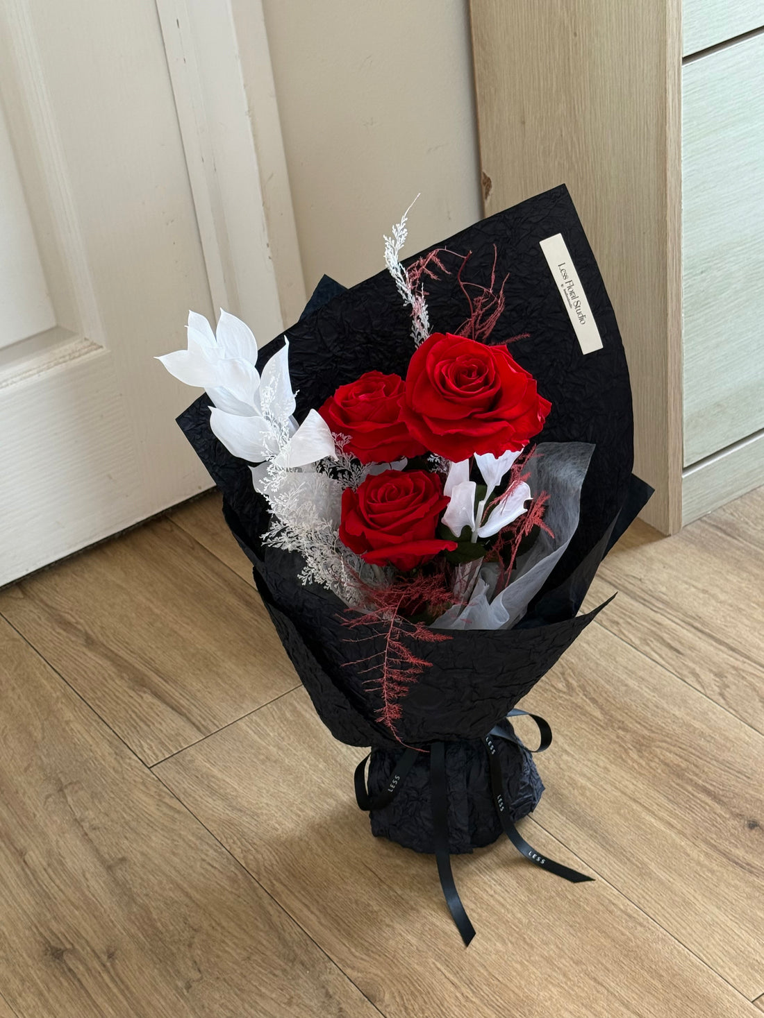 Preserved Flowers - Rouge Noir